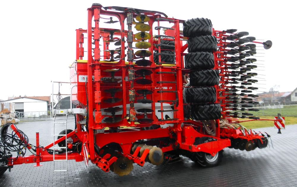 Pottinger Terrasem C9 Artis 2014 Rok, Nowe Elementy Robocze, Nie Malowany, Stan Idealny - Sembradora: foto 2 Pottinger Terrasem C9 Artis 2014 Rok, Nowe Elementy Robocze, Nie Malowany, Stan Idealny - Sembradora: foto 2