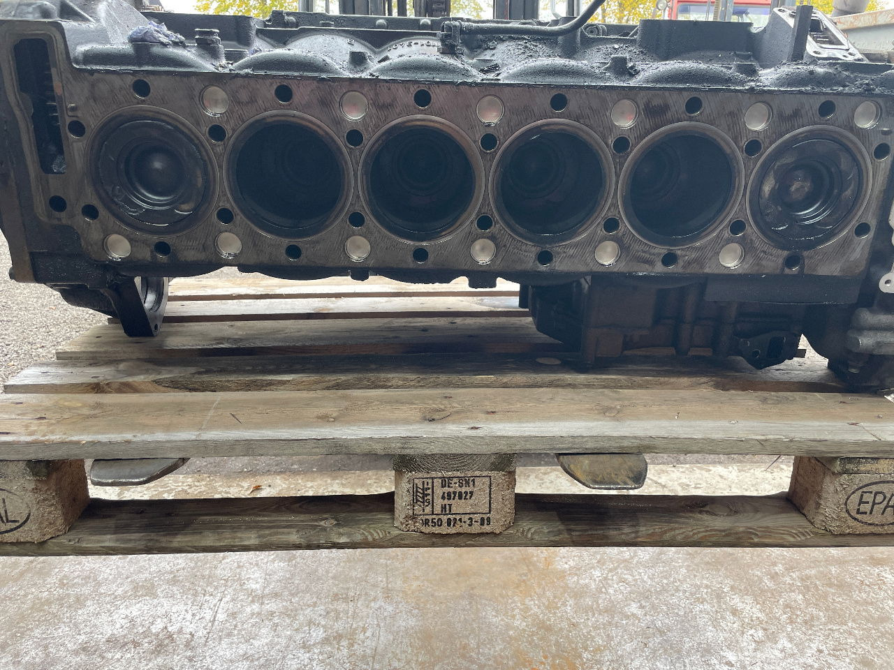 MAN Motor MAN Lions City D2066 LUH 52 Euro 6 Block D 2066 Motorblock Kurbelwelle - Motor y piezas para Autobús: foto 3 MAN Motor MAN Lions City D2066 LUH 52 Euro 6 Block D 2066 Motorblock Kurbelwelle - Motor y piezas para Autobús: foto 3