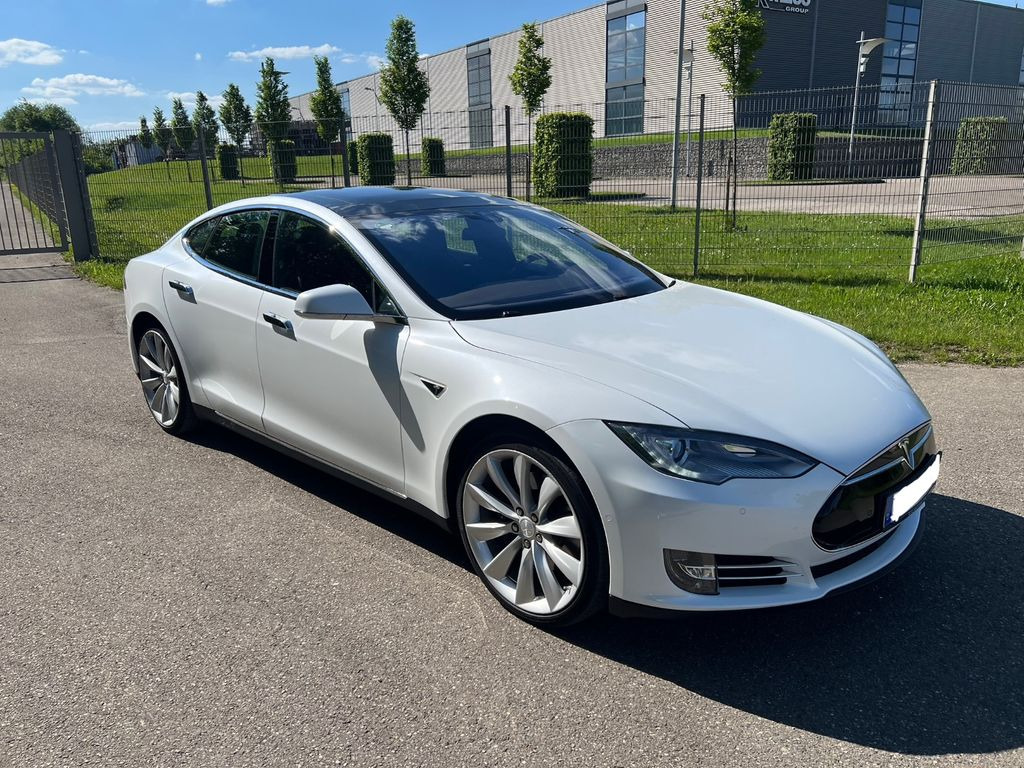 Tesla Model S 85D No free SC - Berlina: foto 1 Tesla Model S 85D No free SC - Berlina: foto 1