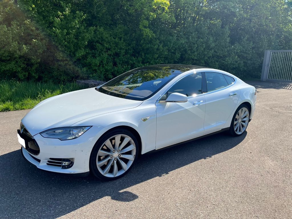 Tesla Model S 85D No free SC - Berlina: foto 2 Tesla Model S 85D No free SC - Berlina: foto 2