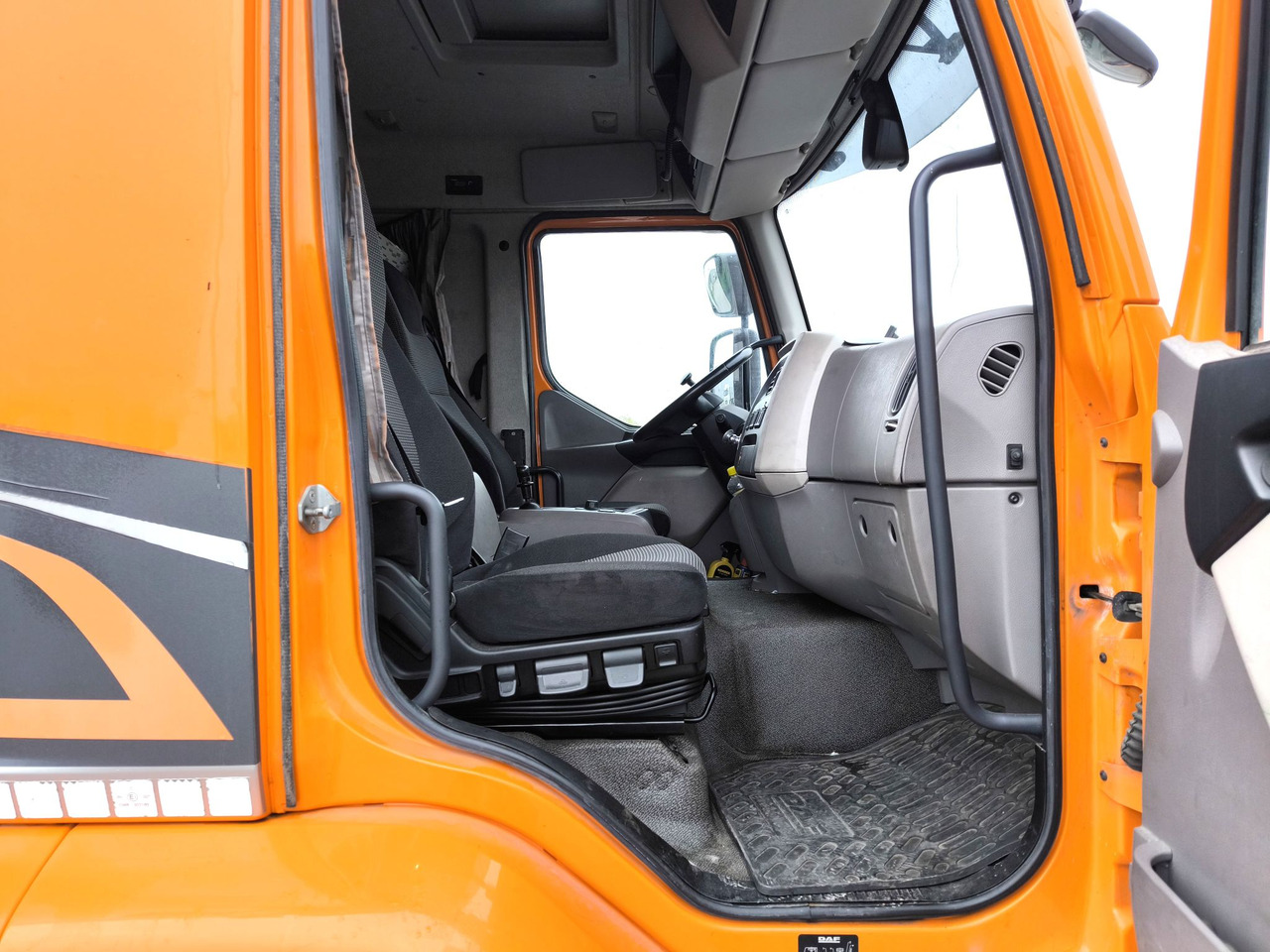 Camión lona DAF LF 280 FA: foto 16