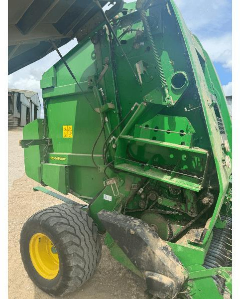 JOHN DEERE 864 - Rotoempacadora: foto 3 JOHN DEERE 864 - Rotoempacadora: foto 3