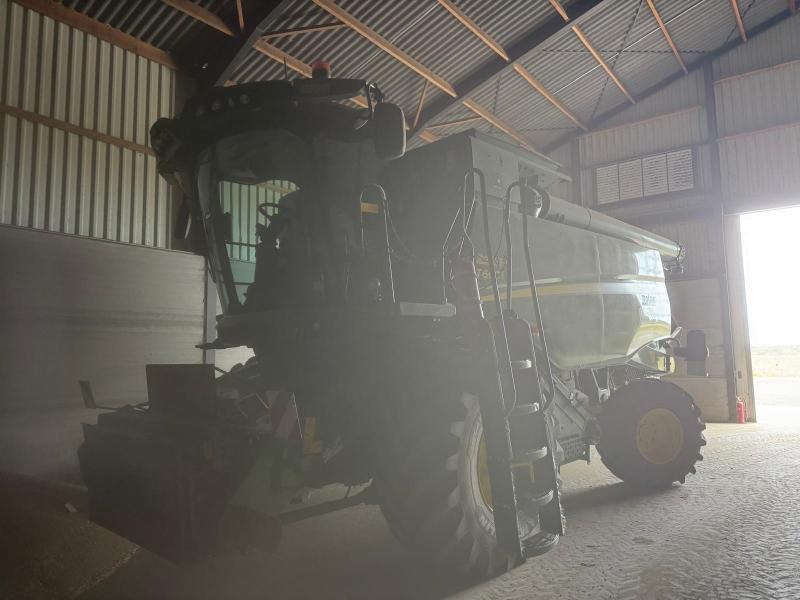 JOHN DEERE T660 - Cosechadora de granos: foto 3 JOHN DEERE T660 - Cosechadora de granos: foto 3