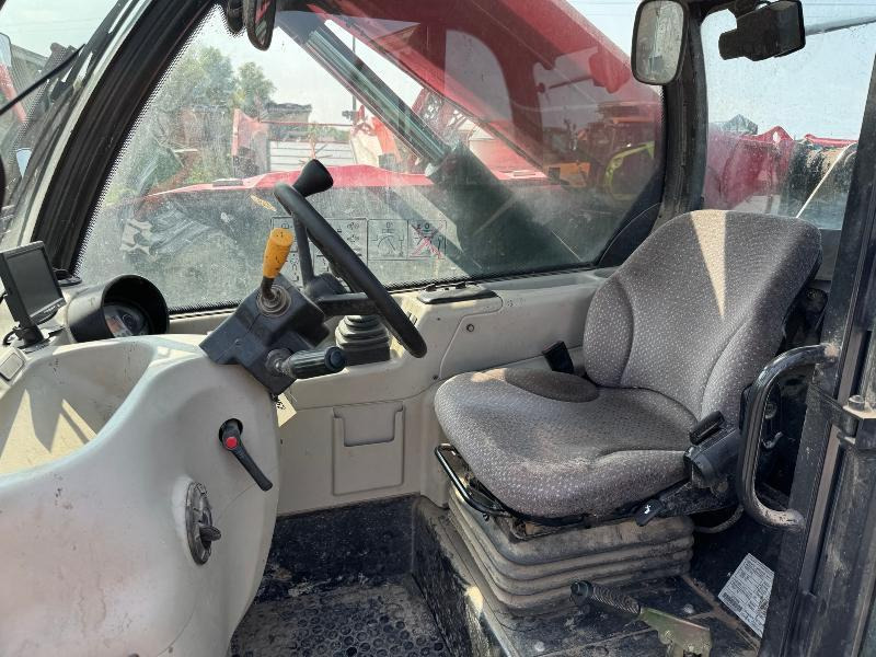 Manipulador telescópico MASSEY-FERGUSON 9305 XTRA: foto 8 Manipulador telescópico MASSEY-FERGUSON 9305 XTRA: foto 8