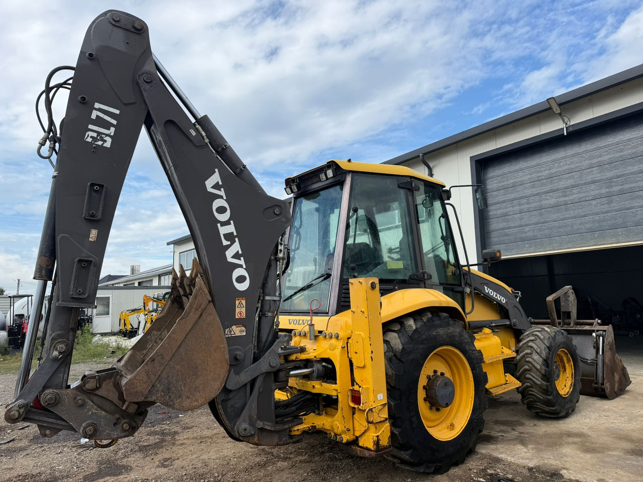 VOLVO BL71 Backhoe Loader - Retroexcavadora: foto 2 VOLVO BL71 Backhoe Loader - Retroexcavadora: foto 2