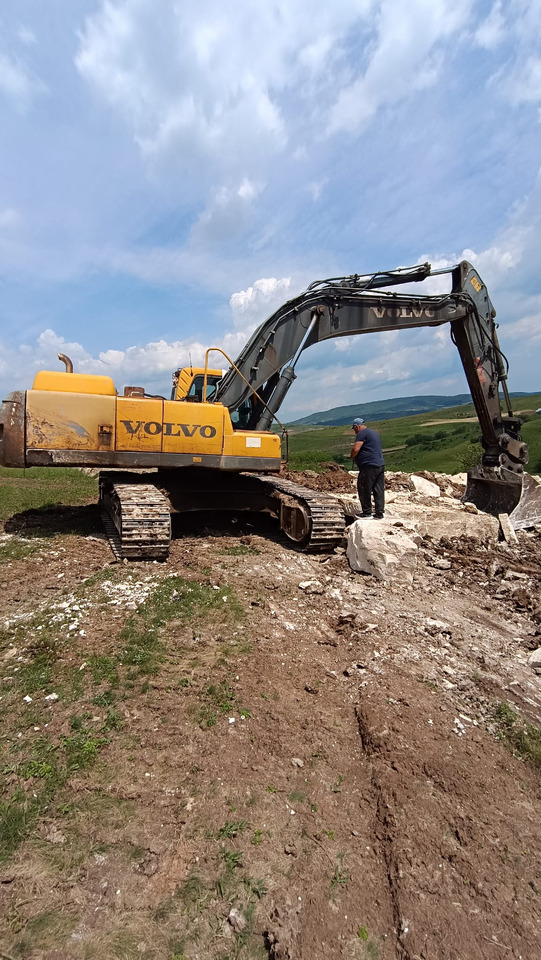 Excavadora de cadenas VOLVO EC 360 EXCAVATOR: foto 12