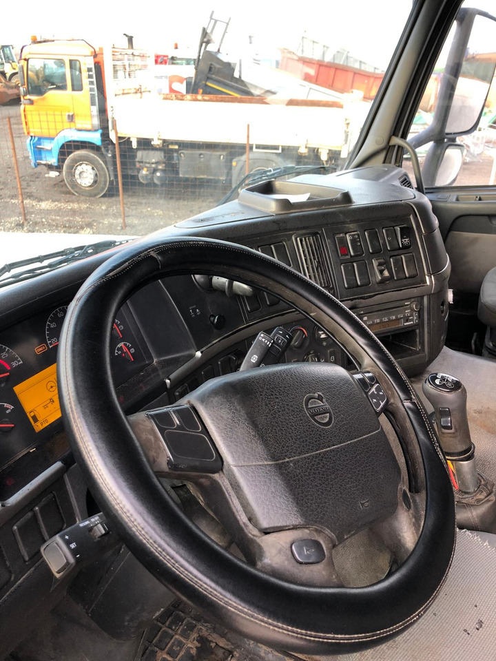 Camión volquete VOLVO FM 420 Tipper: foto 9