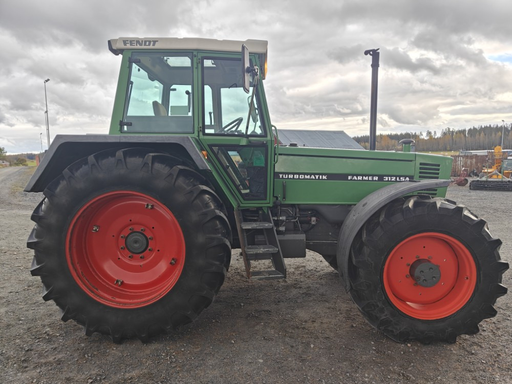 FENDT Farmer 312LSA Turbomatik - Tractor: foto 4 FENDT Farmer 312LSA Turbomatik - Tractor: foto 4