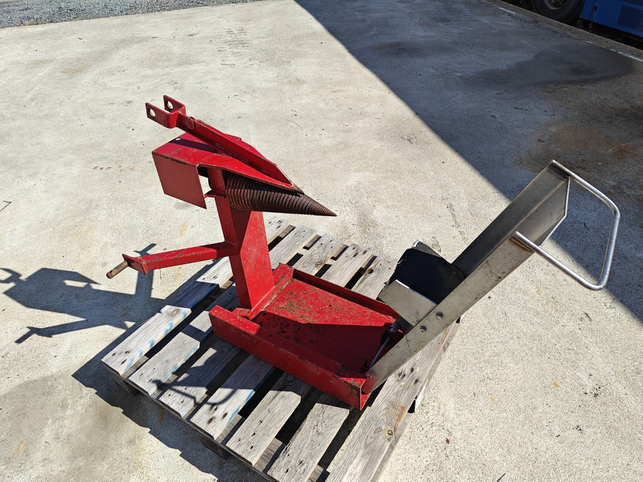 Halkaisukaira traktoriin - Astilladora de leña: foto 3 Halkaisukaira traktoriin - Astilladora de leña: foto 3