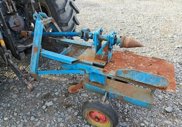 Halkaisukaira traktoriin - KATSO VIDEO - Astilladora de leña: foto 3 Halkaisukaira traktoriin - KATSO VIDEO - Astilladora de leña: foto 3