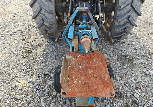 Halkaisukaira traktoriin - KATSO VIDEO - Astilladora de leña: foto 2 Halkaisukaira traktoriin - KATSO VIDEO - Astilladora de leña: foto 2