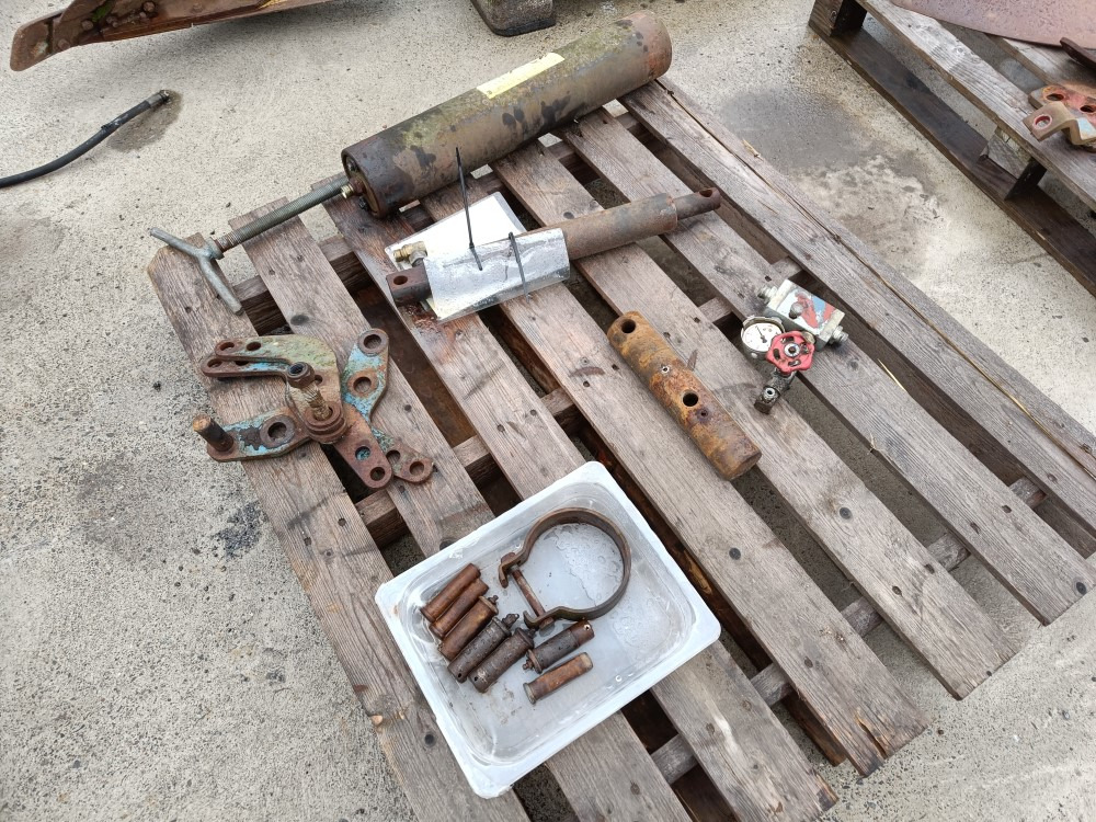 Arado Överum CV398H Paluuauran purkuosia: foto 11 Arado Överum CV398H Paluuauran purkuosia: foto 11