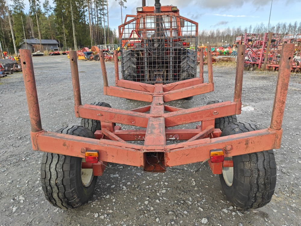 Rysky Metsävaunu telillä - Remolque forestal: foto 3 Rysky Metsävaunu telillä - Remolque forestal: foto 3