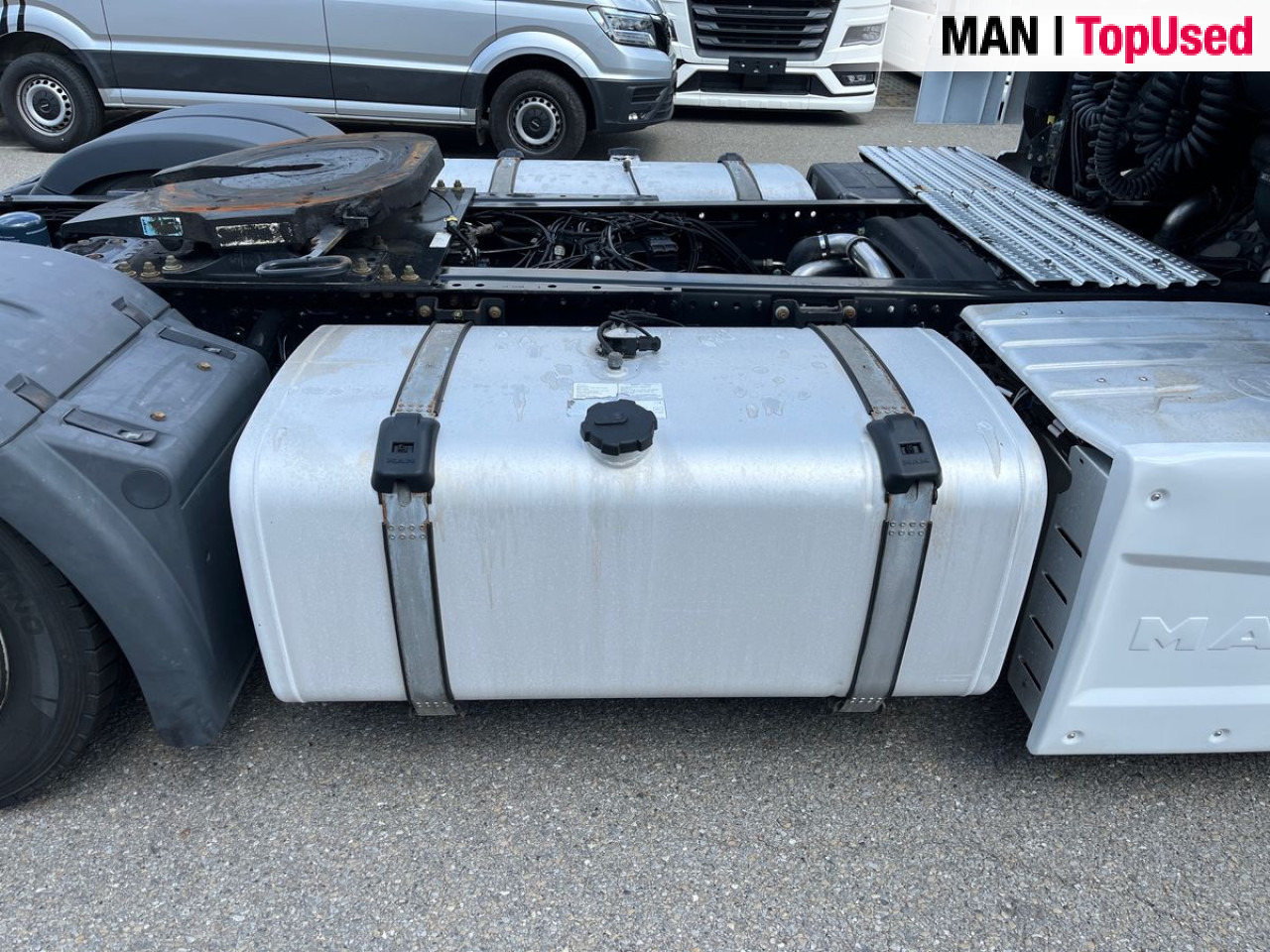 MAN TGX 18.470 4X2 LLS-U Euro6 Retarder Klima Navi ZV - Cabeza tractora: foto 5 MAN TGX 18.470 4X2 LLS-U Euro6 Retarder Klima Navi ZV - Cabeza tractora: foto 5
