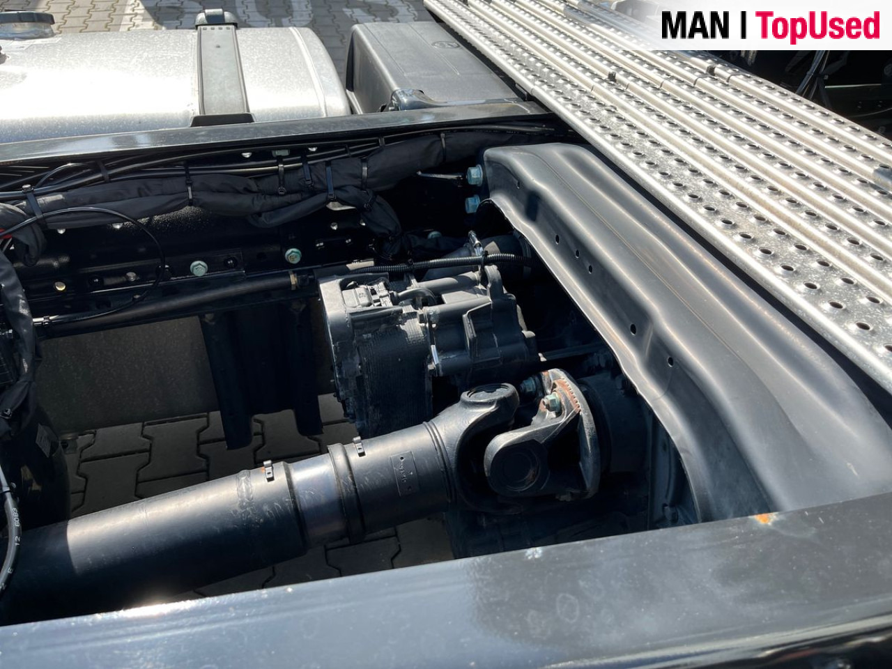 MAN TGX 18.470 4x2 BL SA - Cabeza tractora: foto 4 MAN TGX 18.470 4x2 BL SA - Cabeza tractora: foto 4