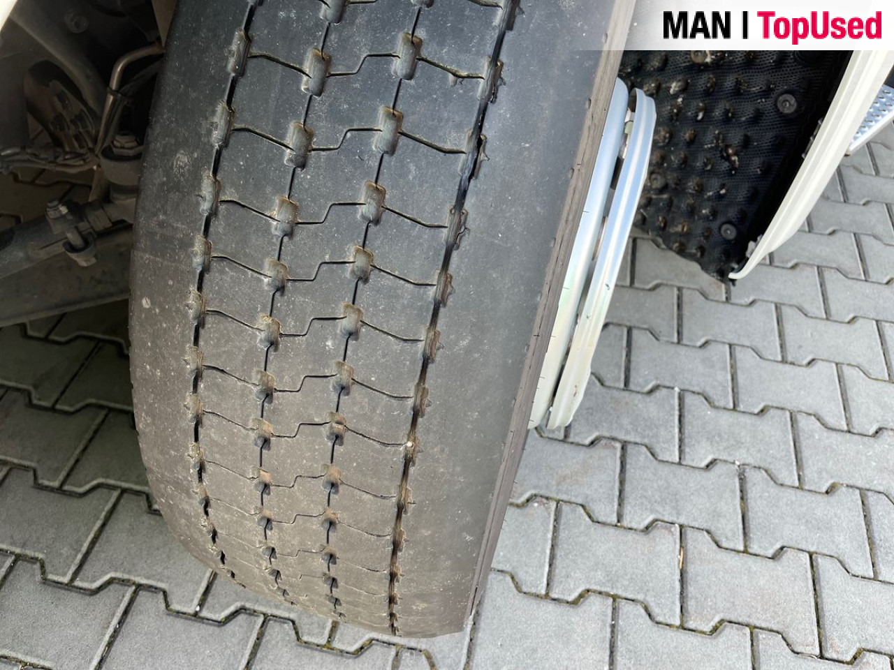 MAN TGX 18.470 4x2 LL SA - Cabeza tractora: foto 3 MAN TGX 18.470 4x2 LL SA - Cabeza tractora: foto 3