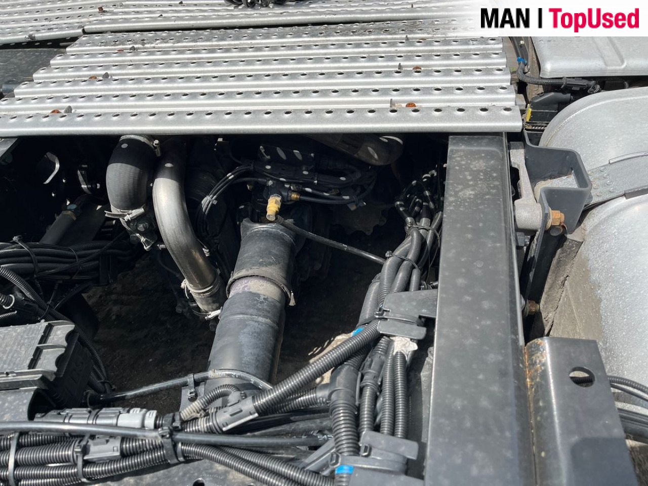 MAN TGX 18.510 4X2 LLS-U Euro6 Retarder Klima ZV - Cabeza tractora: foto 4 MAN TGX 18.510 4X2 LLS-U Euro6 Retarder Klima ZV - Cabeza tractora: foto 4