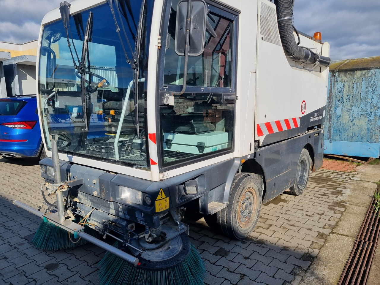 SCHMIDT Cleango compact sweeper 400 - Barredora vial: foto 2 SCHMIDT Cleango compact sweeper 400 - Barredora vial: foto 2