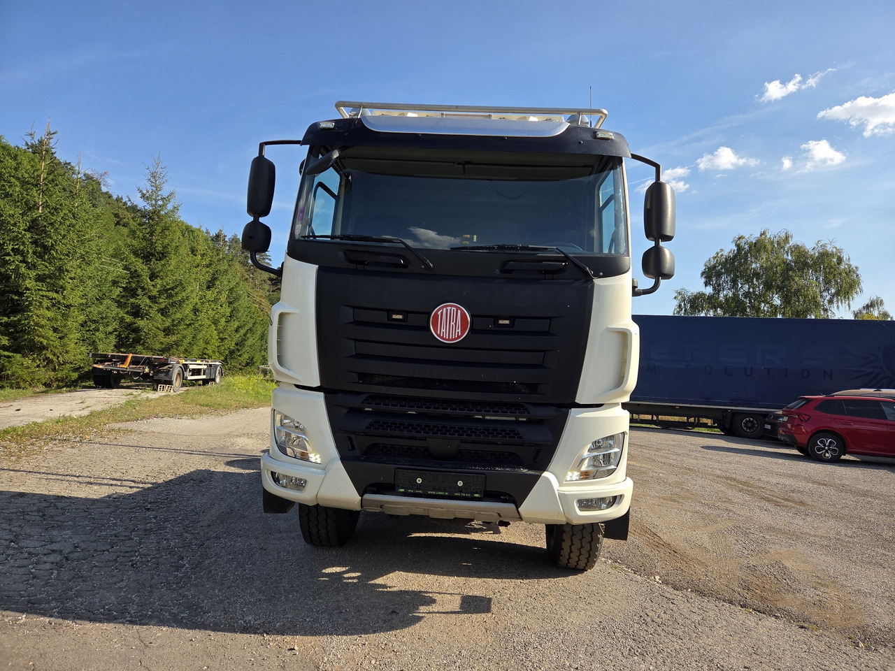 TATRA T158 - 510 PS 8P6R33 PHOENIX 6x6 - Camión forestal: foto 2 TATRA T158 - 510 PS 8P6R33 PHOENIX 6x6 - Camión forestal: foto 2
