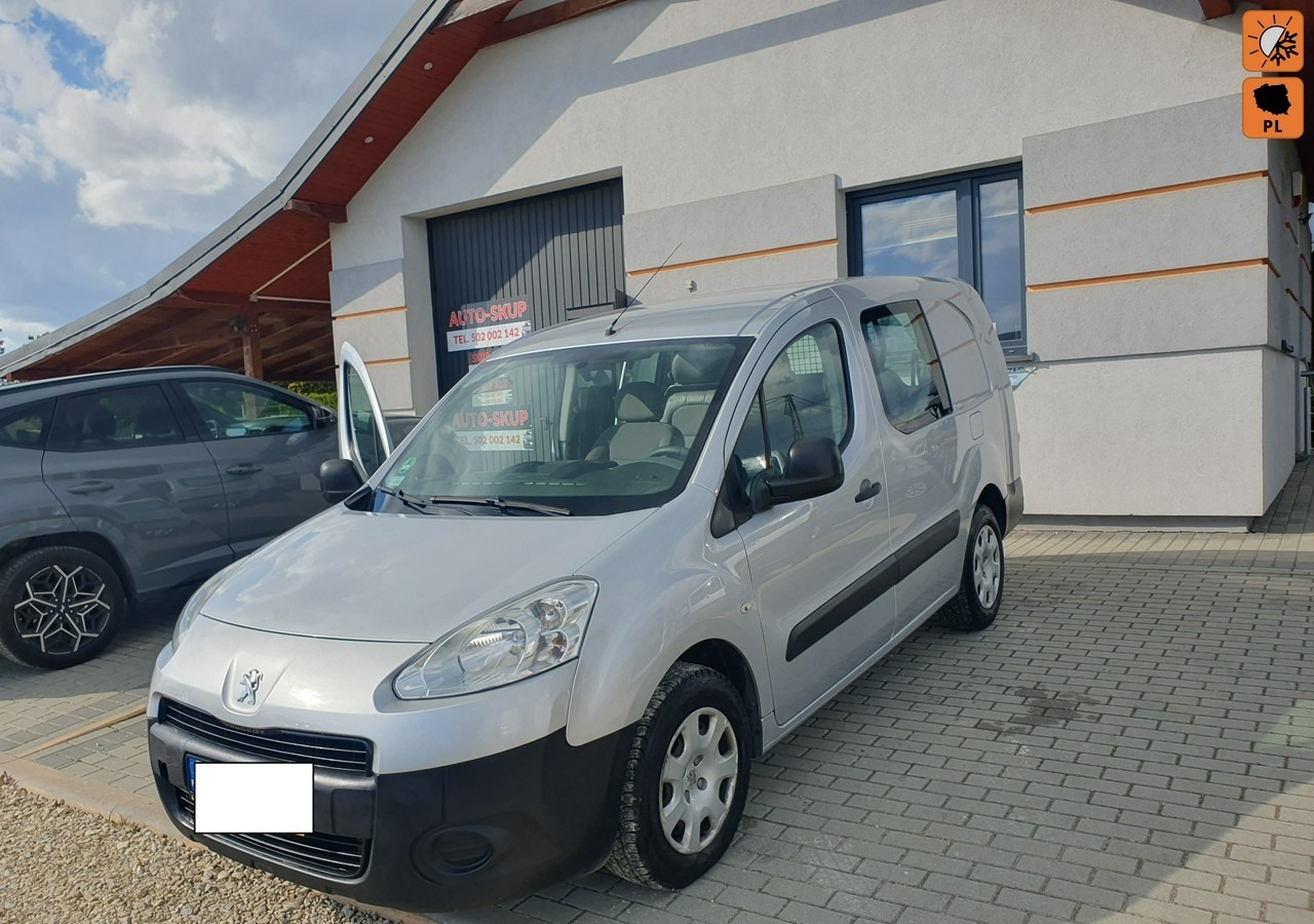 Peugeot Partner II 5 lub 2 osobowy *long * zabudowa gruau* - Coche: foto 1 Peugeot Partner II 5 lub 2 osobowy *long * zabudowa gruau* - Coche: foto 1