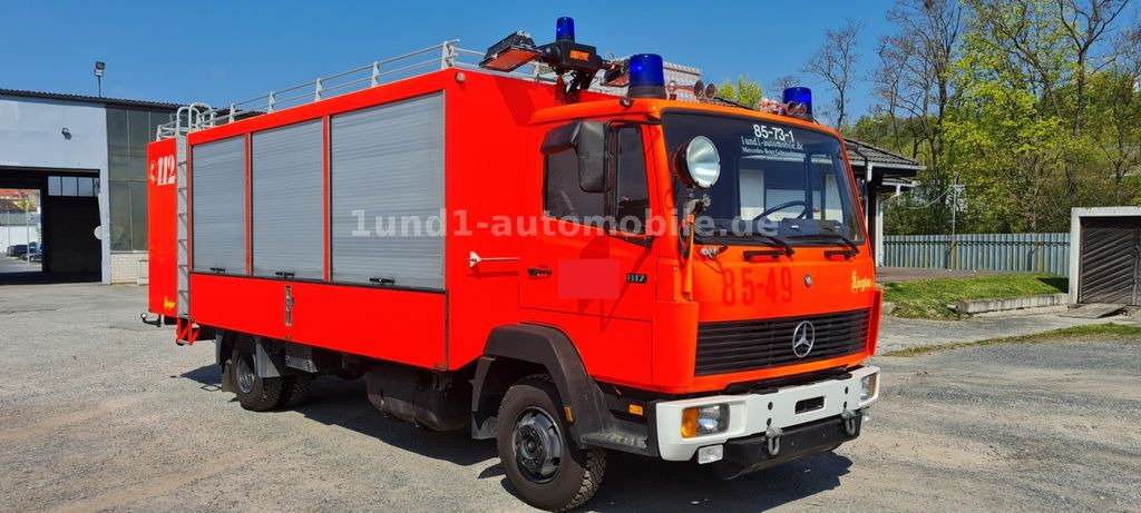 Mercedes-Benz 817 Feuerwehr GWG Nur 9.650 orig. Km 817 Feuerwehr GWG Nur 9.650 orig. Km - Camión de bomberos: foto 3 Mercedes-Benz 817 Feuerwehr GWG Nur 9.650 orig. Km 817 Feuerwehr GWG Nur 9.650 orig. Km - Camión de bomberos: foto 3
