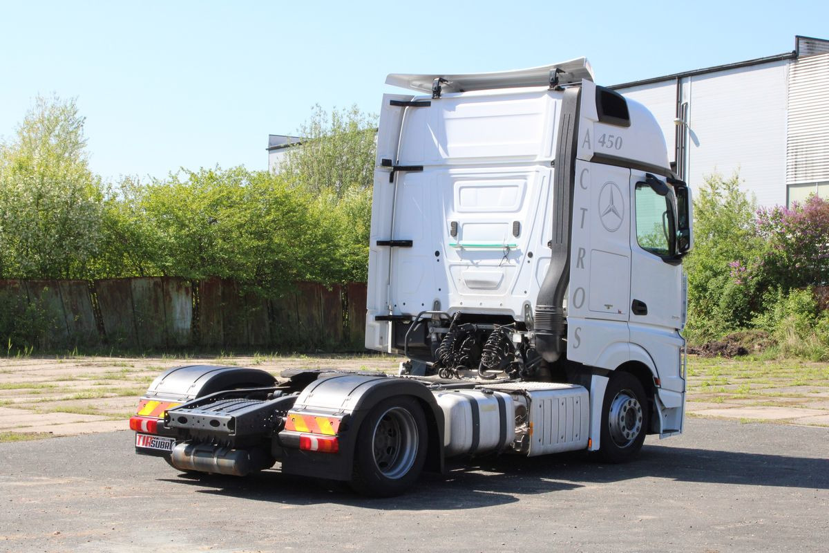 Mercedes-Benz Actros 1845 - Cabeza tractora: foto 4 Mercedes-Benz Actros 1845 - Cabeza tractora: foto 4