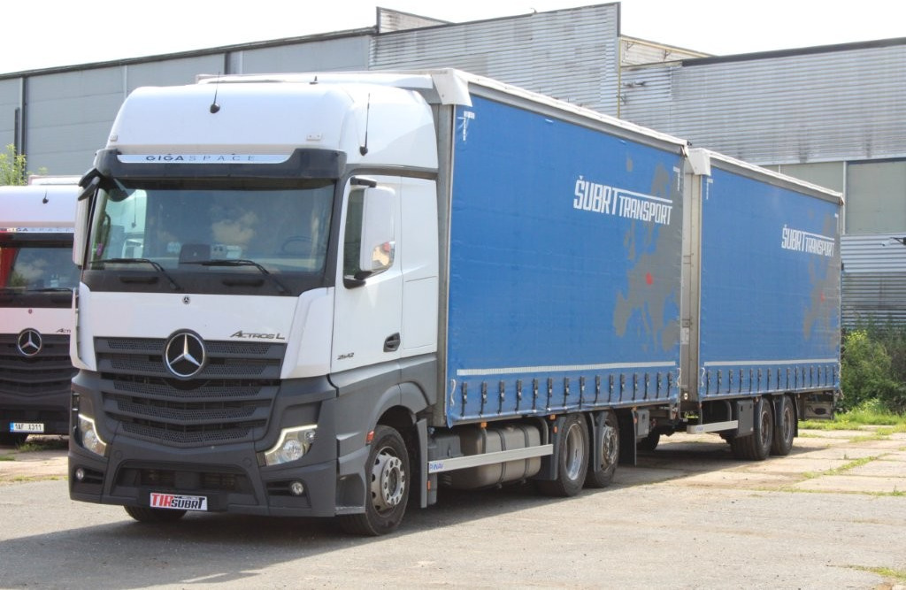 Mercedes-Benz Actros 2542 NAVIGACE + PANAV TVK 18 M (8,20m x 2,4 - Camión lona, Remolque con toldo: foto 4 Mercedes-Benz Actros 2542 NAVIGACE + PANAV TVK 18 M (8,20m x 2,4 - Camión lona, Remolque con toldo: foto 4