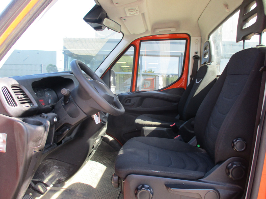 Furgoneta caja abierta IVECO DAILY 35-140: foto 10