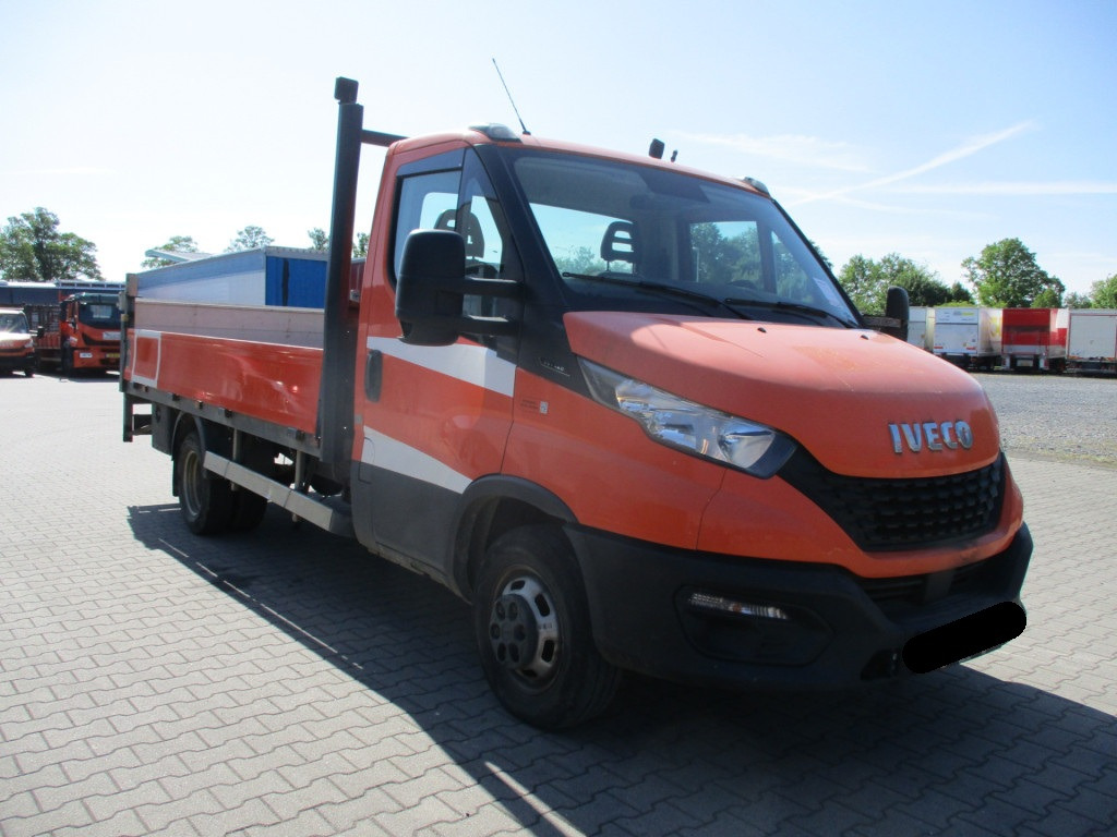 IVECO DAILY 35-140 - Furgoneta caja abierta: foto 2 IVECO DAILY 35-140 - Furgoneta caja abierta: foto 2