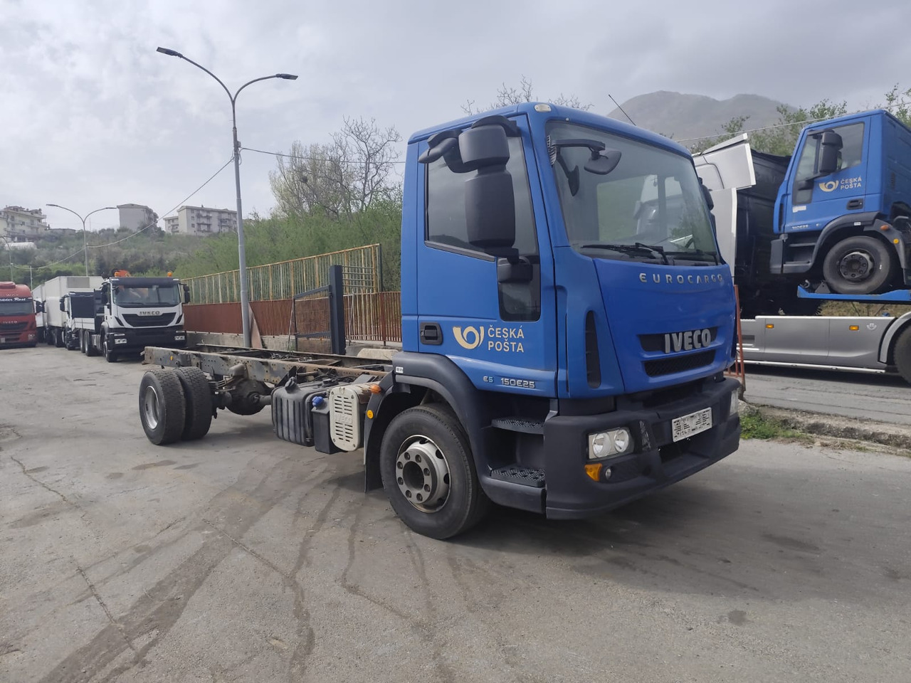 Camión volquete IVECO EUROCARGO 150E25: foto 21