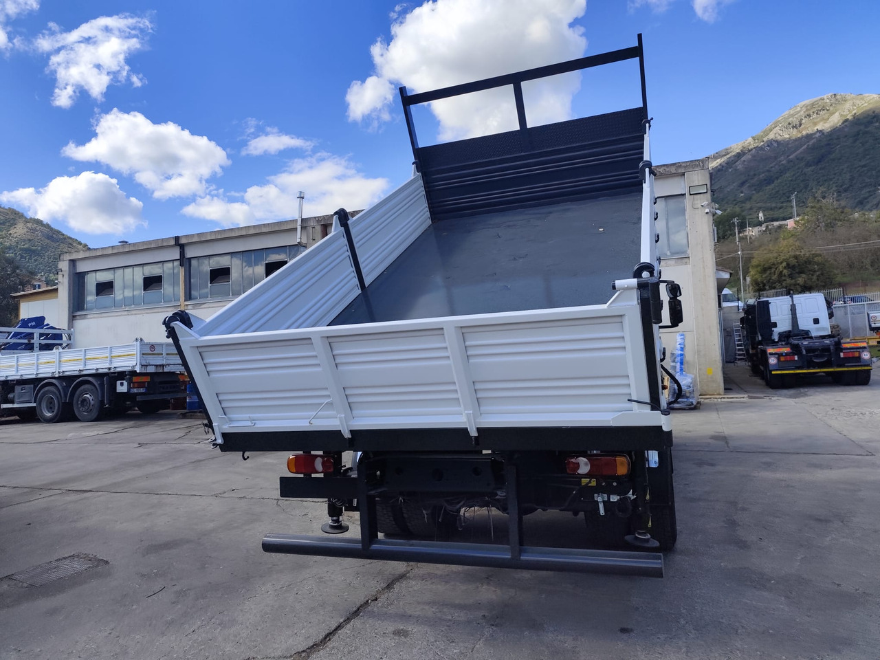 Arrendamiento de IVECO EUROCARGO 160-250 IVECO EUROCARGO 160-250: foto 16