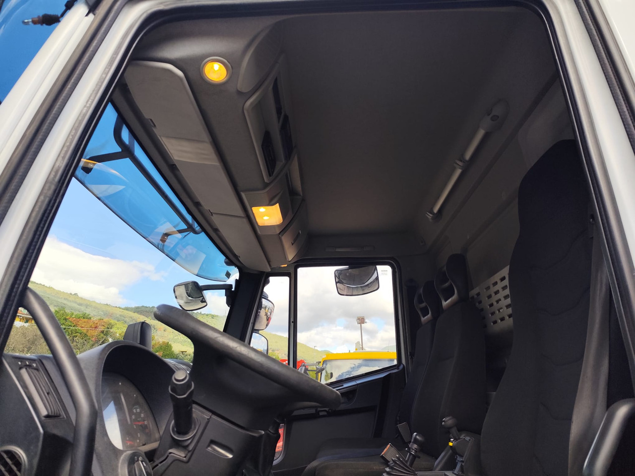 Arrendamiento de IVECO EUROCARGO 160-250 IVECO EUROCARGO 160-250: foto 44