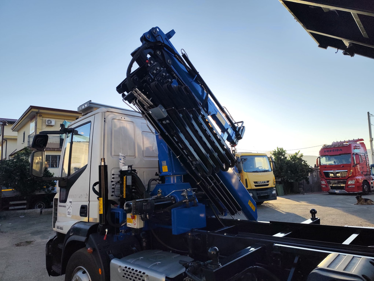 Arrendamiento de IVECO EUROCARGO 160-250 IVECO EUROCARGO 160-250: foto 18