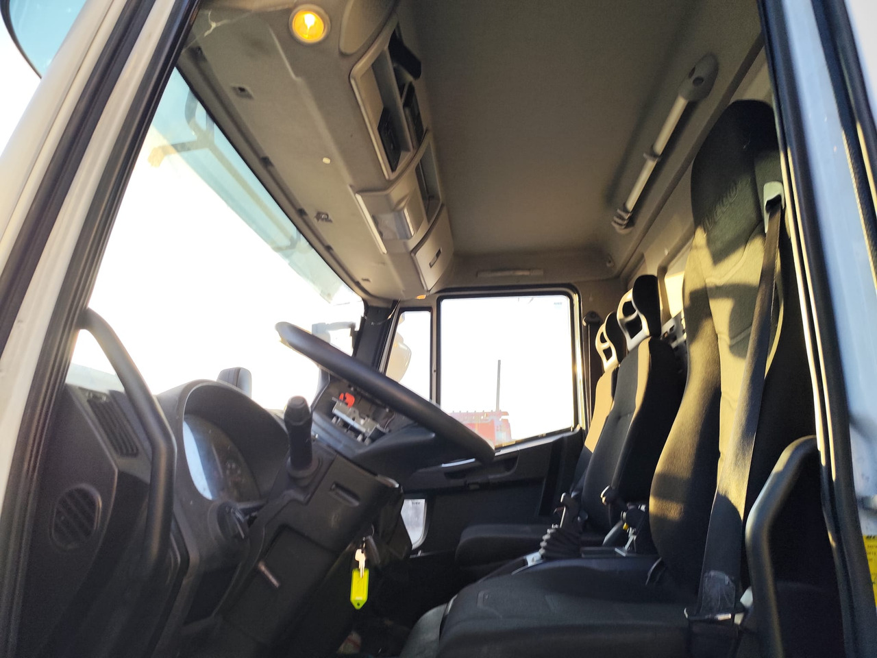 Arrendamiento de IVECO EUROCARGO 160-250 IVECO EUROCARGO 160-250: foto 16