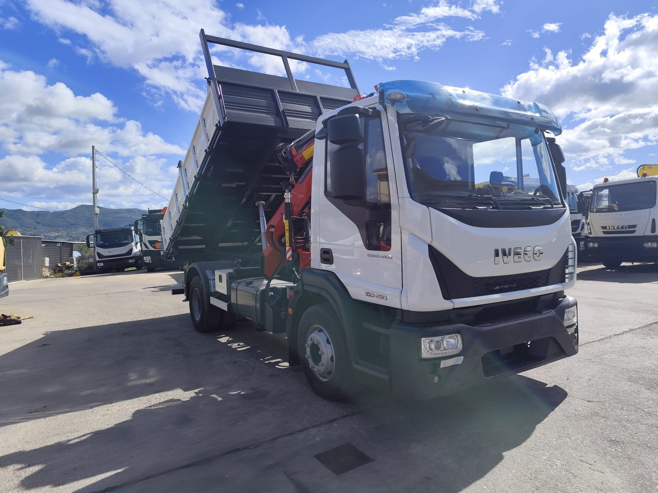 Arrendamiento de IVECO EUROCARGO 160-250 IVECO EUROCARGO 160-250: foto 25