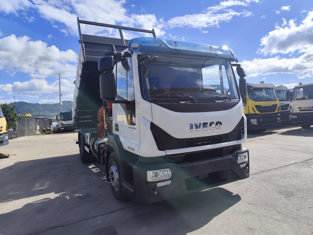 Arrendamiento de IVECO EUROCARGO 160-250 IVECO EUROCARGO 160-250: foto 30