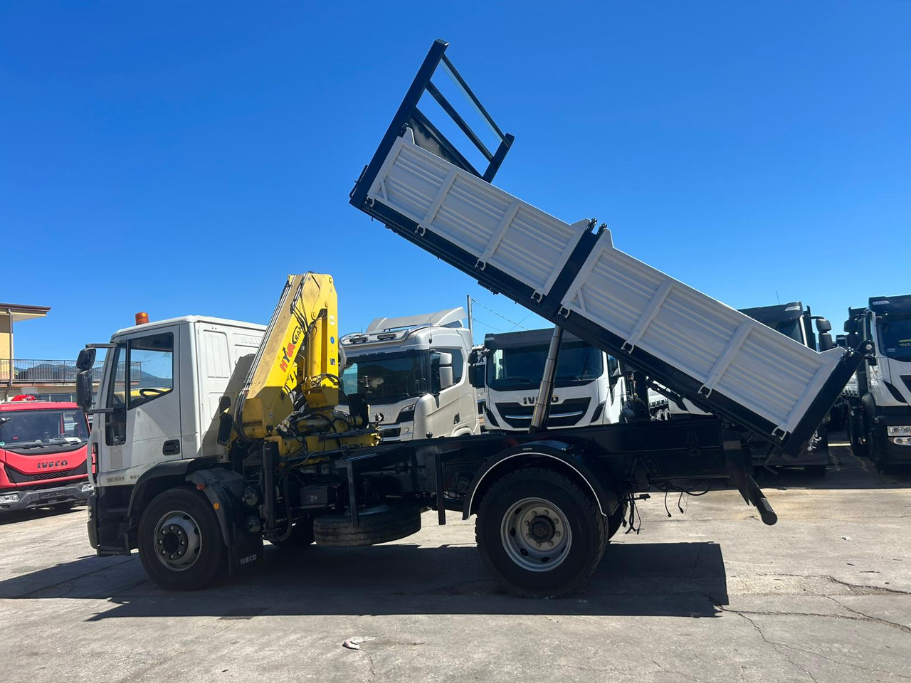 Arrendamiento de IVECO EUROCARGO 160E28 IVECO EUROCARGO 160E28: foto 44