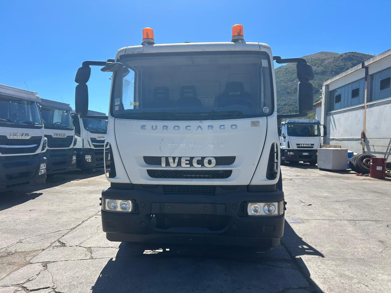 Arrendamiento de IVECO EUROCARGO 160E28 IVECO EUROCARGO 160E28: foto 22