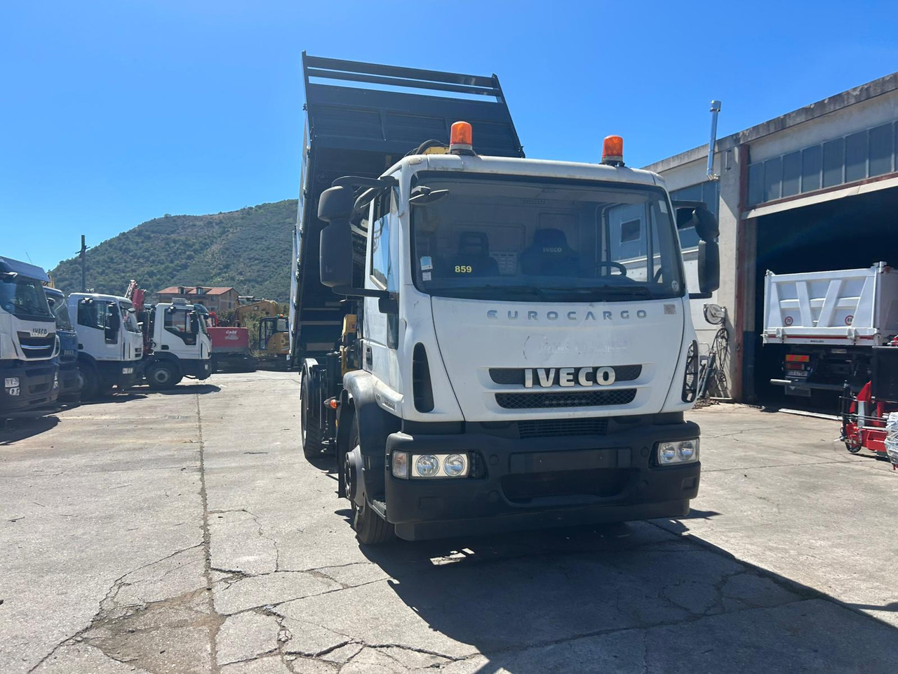 Arrendamiento de IVECO EUROCARGO 160E28 IVECO EUROCARGO 160E28: foto 31