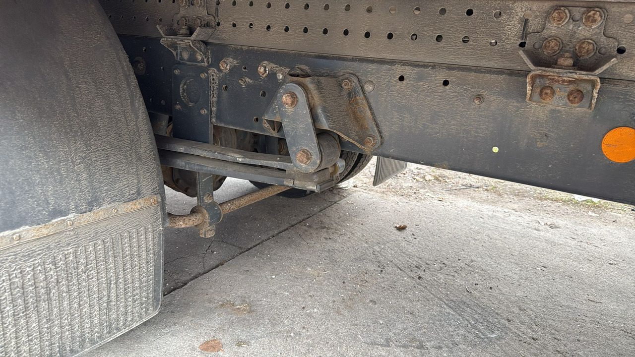 IVECO EUROCARGO 80-190 - Camión chasis: foto 2 IVECO EUROCARGO 80-190 - Camión chasis: foto 2