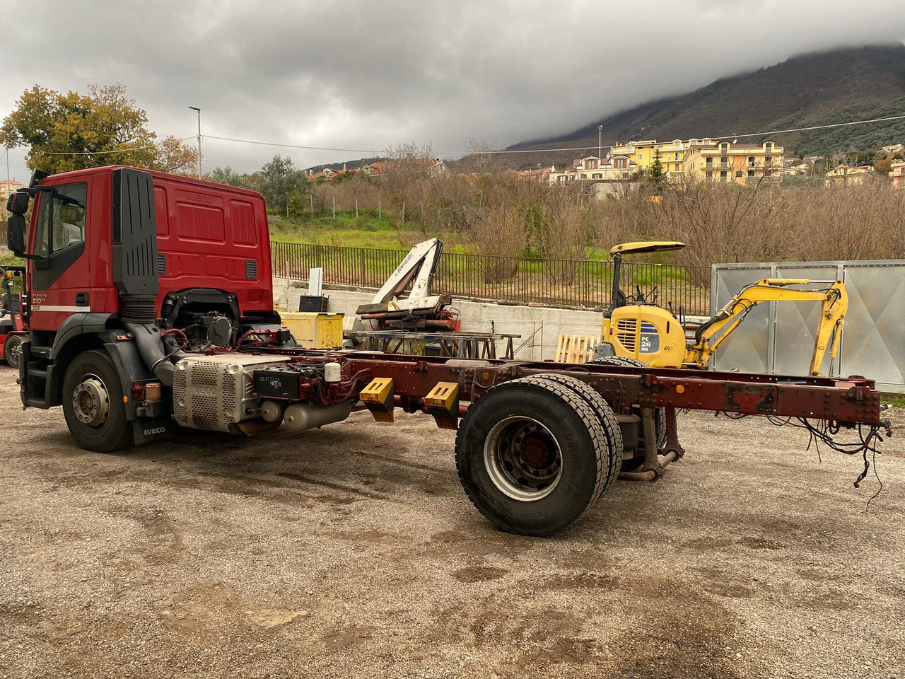 Camión chasis IVECO STRALIS 190S31: foto 19