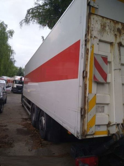 IVECO STRALIS AD 260S31 XP - Camión chasis: foto 3 IVECO STRALIS AD 260S31 XP - Camión chasis: foto 3