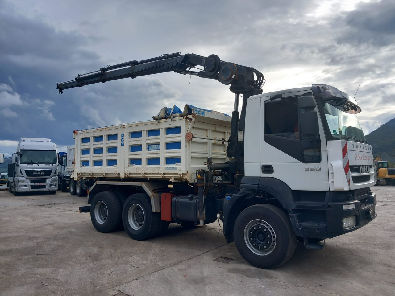 Camión grúa, Camión volquete IVECO TRAKKER 260T36: foto 19 Camión grúa, Camión volquete IVECO TRAKKER 260T36: foto 19