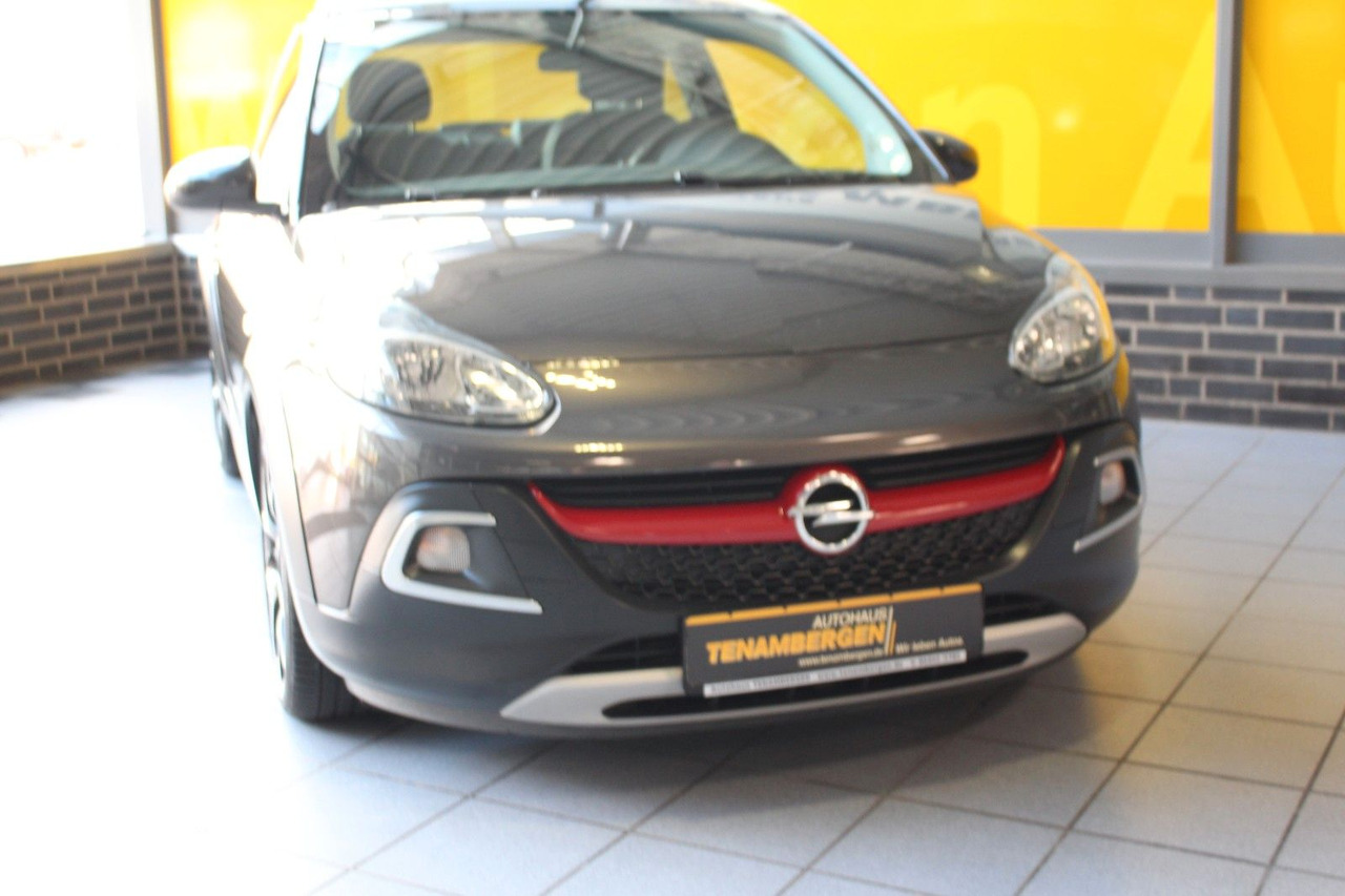 Opel Adam Rocks S Unlimited IntelliLink PDC 18" - Berlina: foto 2 Opel Adam Rocks S Unlimited IntelliLink PDC 18" - Berlina: foto 2