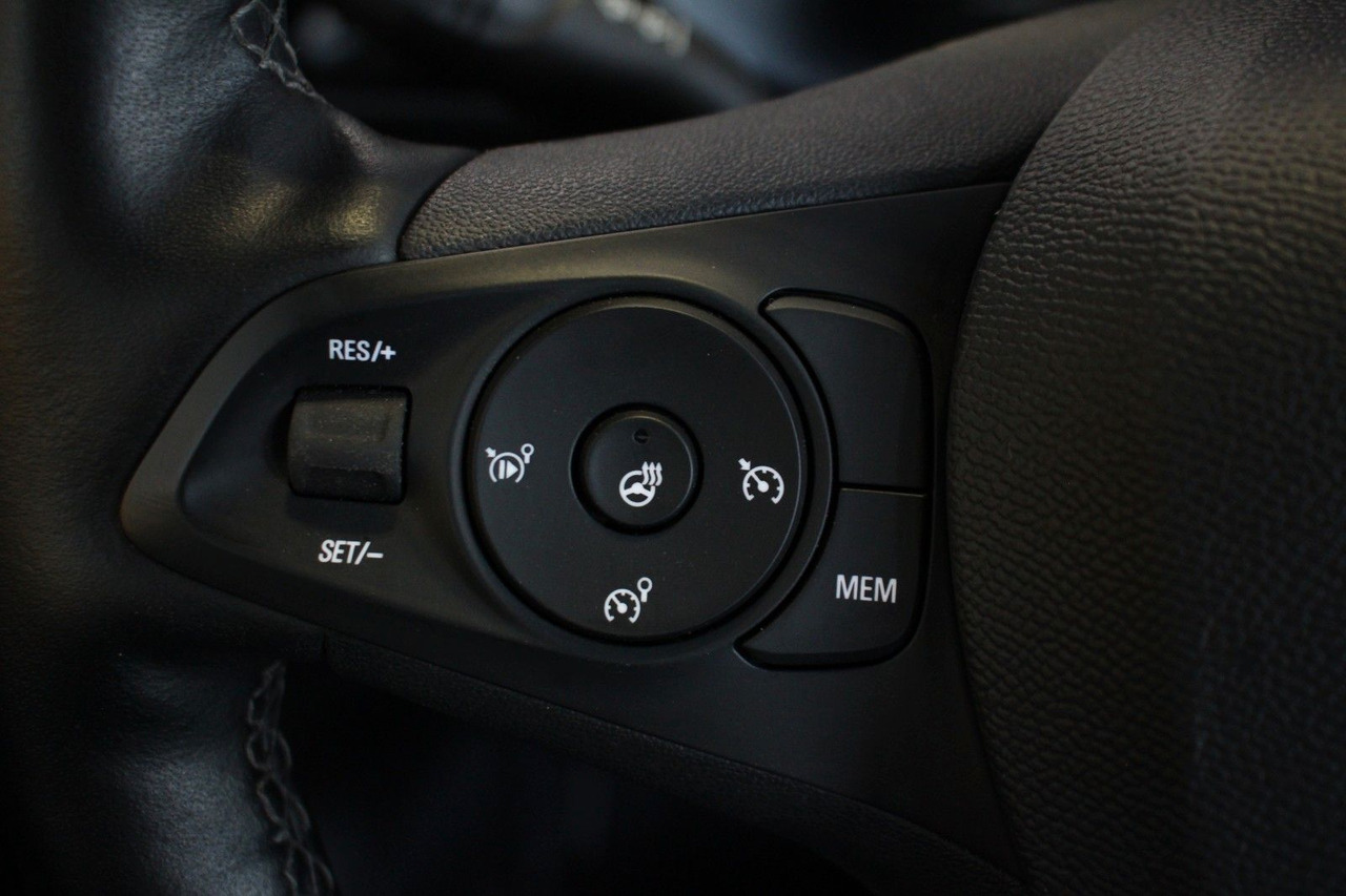 Coche Opel Corsa F GS Line Navi DAB 180°Kamera LED: foto 17