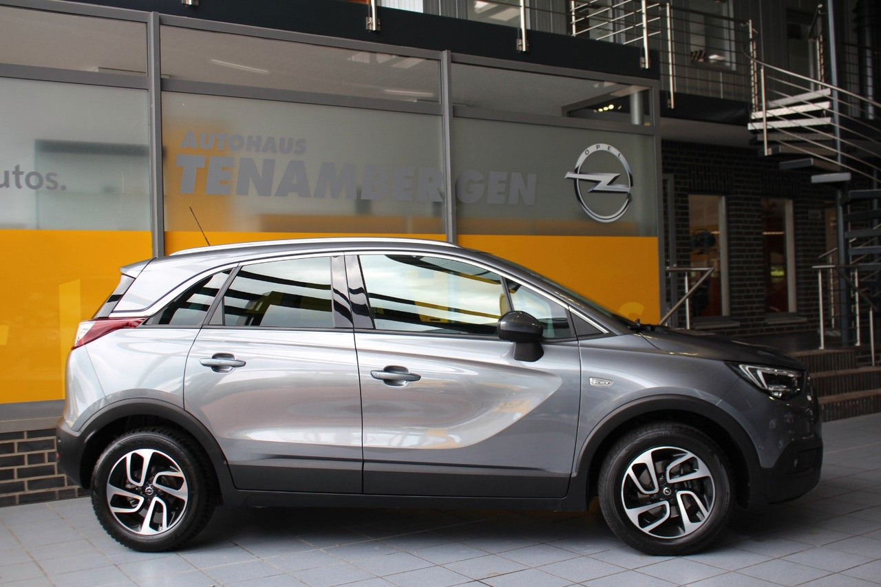 Opel Crossland (X) 1,2 Ultimate Pano Navi Kamera LED - Berlina: foto 3 Opel Crossland (X) 1,2 Ultimate Pano Navi Kamera LED - Berlina: foto 3