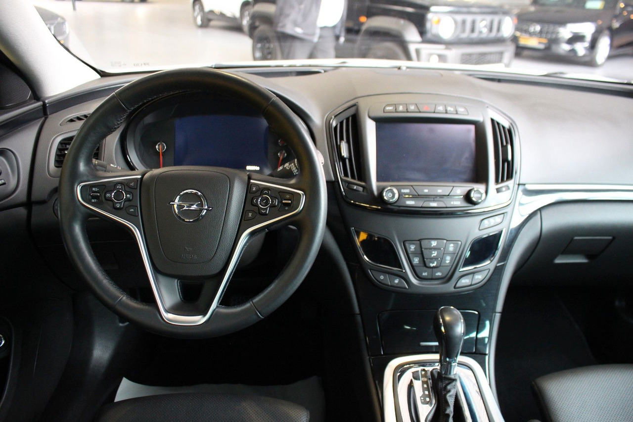 Coche Opel Insignia A Business Innovation 4x4 Leder AHK ACC: foto 11