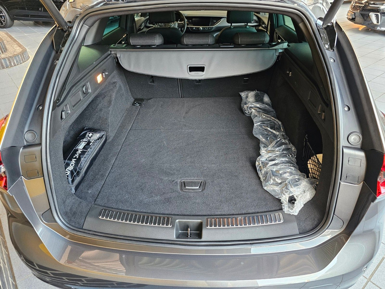 Coche familiar Opel Insignia B ST Business IntelliLux LED Tot Winkel: foto 14 Coche familiar Opel Insignia B ST Business IntelliLux LED Tot Winkel: foto 14