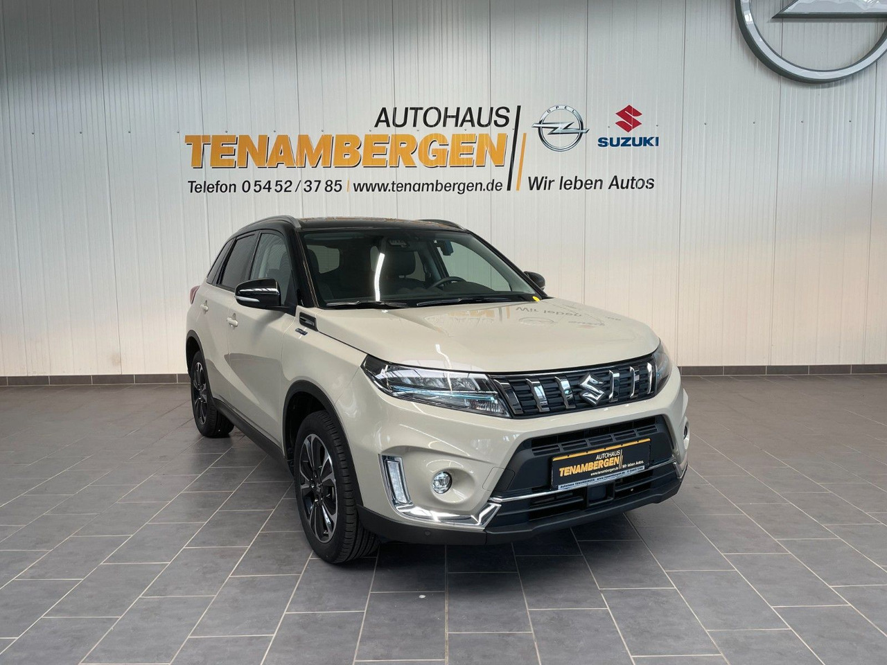 Suzuki Vitara 1.5 Mild-Hybrid Comfort+ 4x2 LED DAB+ ACC - SUV/ Todoterreno: foto 1 Suzuki Vitara 1.5 Mild-Hybrid Comfort+ 4x2 LED DAB+ ACC - SUV/ Todoterreno: foto 1