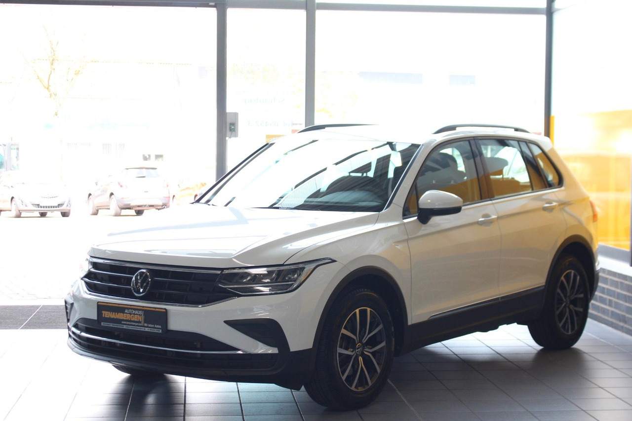 Volkswagen Tiguan Life DSG LED Kamera Navi AHK ACC - SUV/ Todoterreno: foto 4 Volkswagen Tiguan Life DSG LED Kamera Navi AHK ACC - SUV/ Todoterreno: foto 4